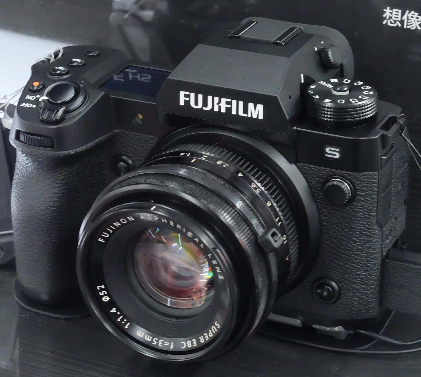 X-H2 camera body